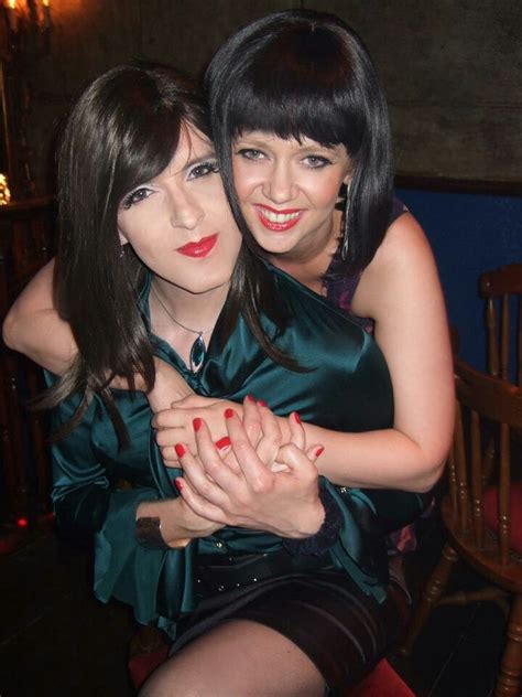 lesbian and crossdresser|TGirl Couples .